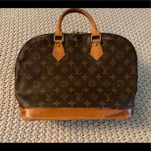 Louis Vuitton Alma